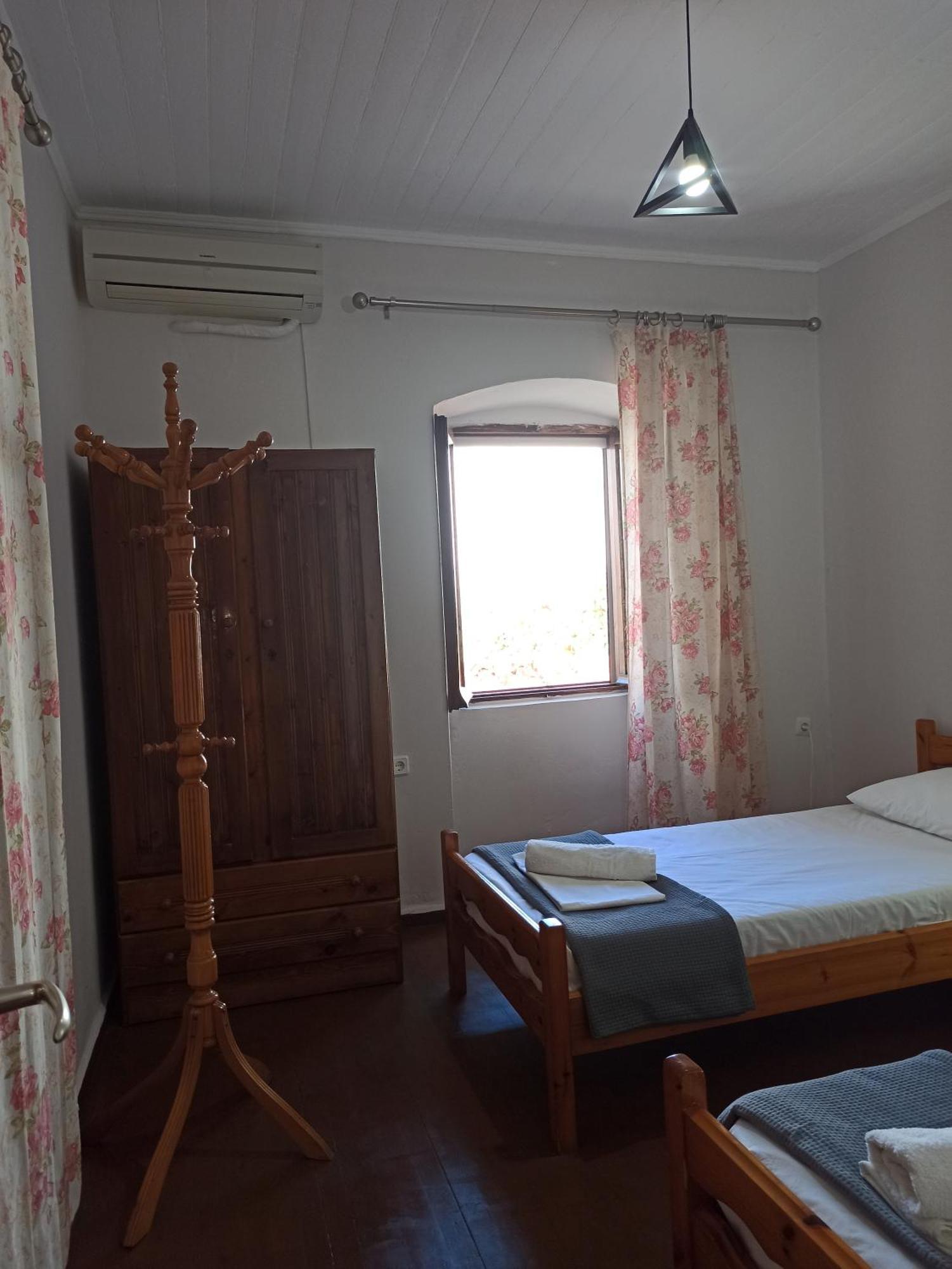 Poseidon Apartments Гайос Екстериор снимка