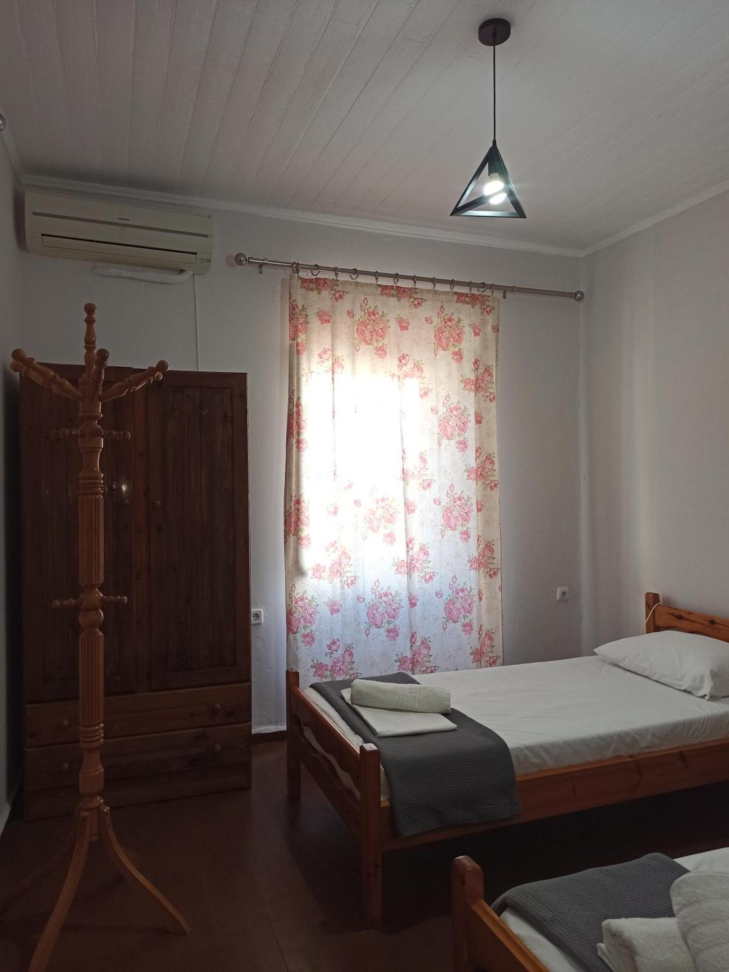 Poseidon Apartments Гайос Екстериор снимка