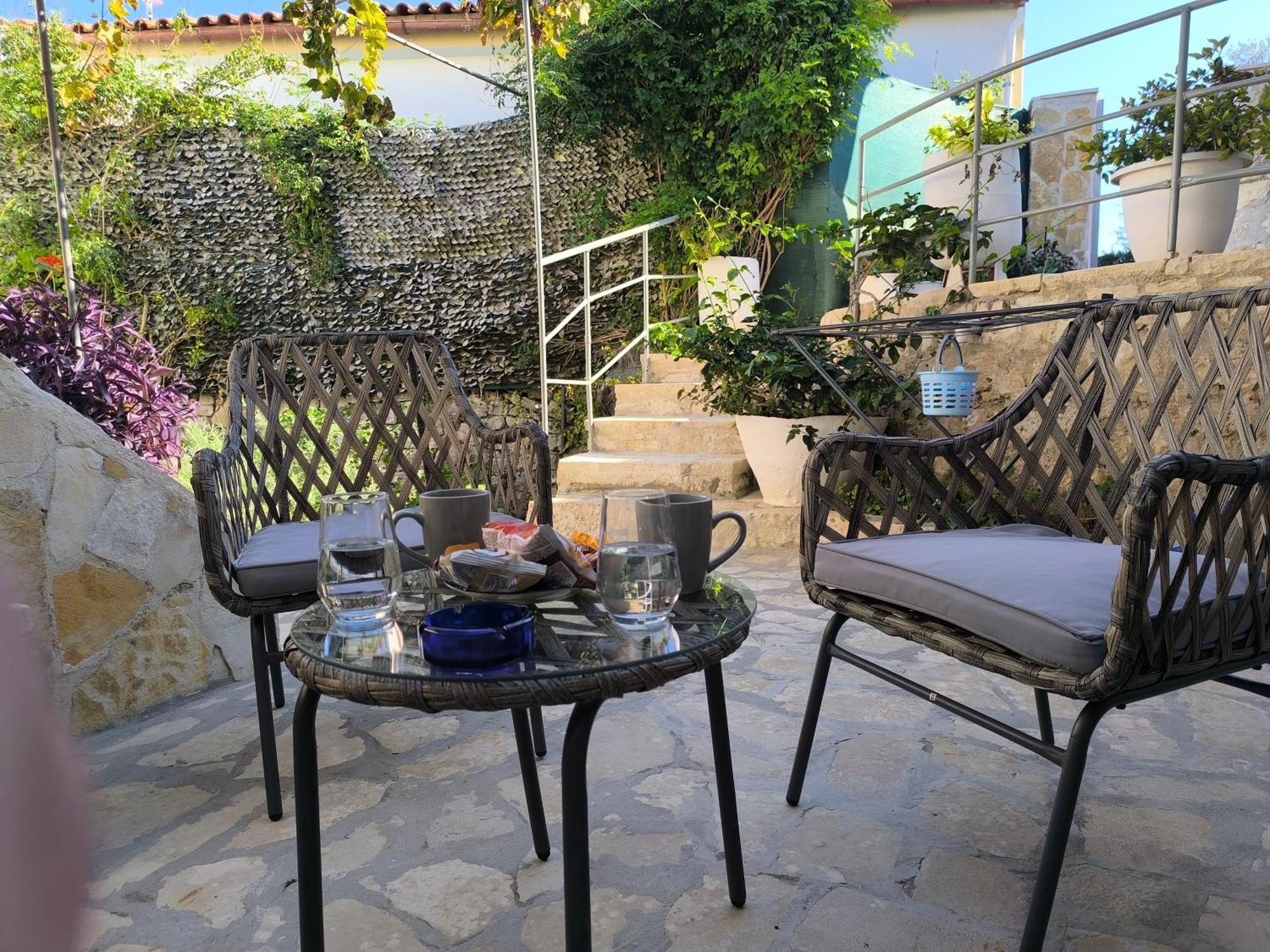 Poseidon Apartments Гайос Екстериор снимка