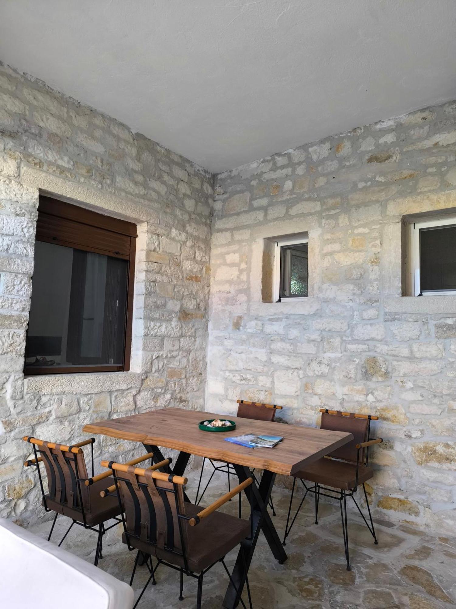 Poseidon Apartments Гайос Екстериор снимка